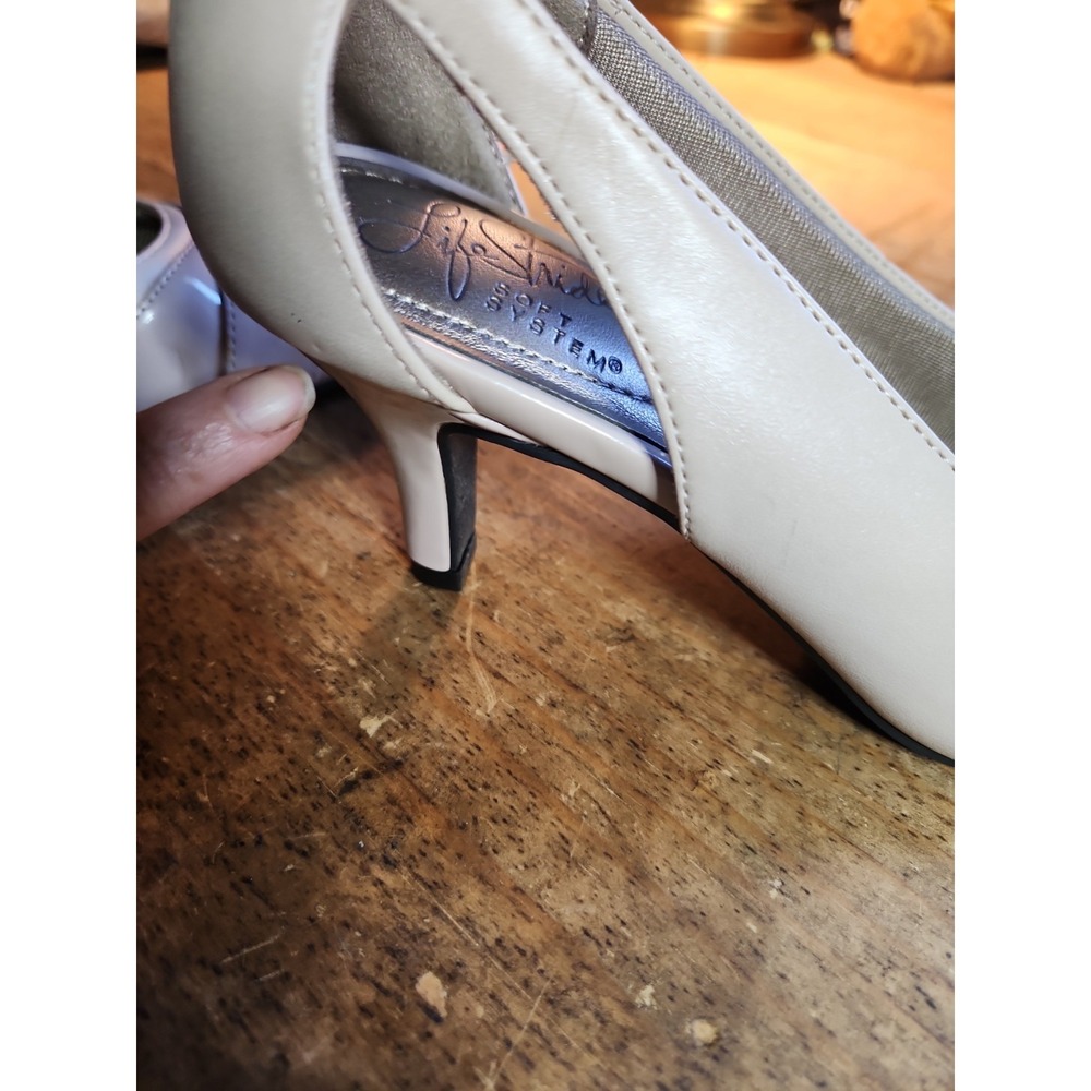 LifeStride Soft System dress pumps In Taupe, Sz 6M - Picture 9 of 11
